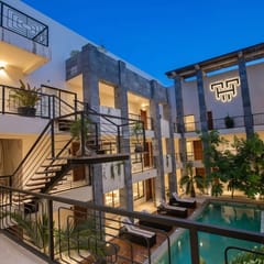 Luxury Penthouse w/ Jungle Views