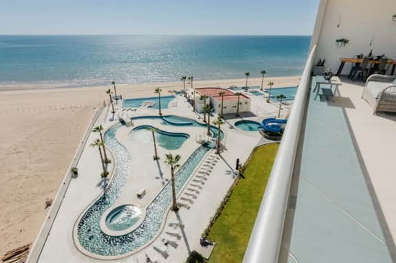 Ultimate Beach Escape: 2-Bedroom in Puerto Penasco